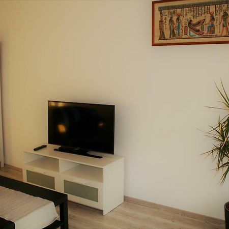 Casa Peterfi - Apartment With 3 Bedrooms And Spacious Living Room Targu Mures Ngoại thất bức ảnh