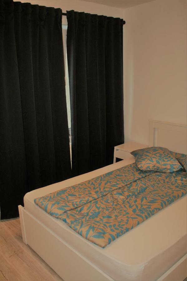 Casa Peterfi - Apartment With 3 Bedrooms And Spacious Living Room Targu Mures Ngoại thất bức ảnh